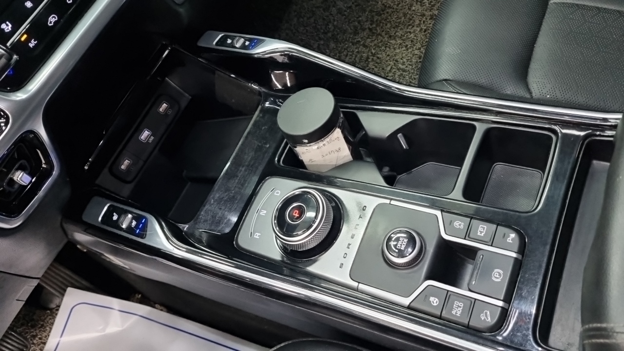 Kia Sorento 2023 thumb 9