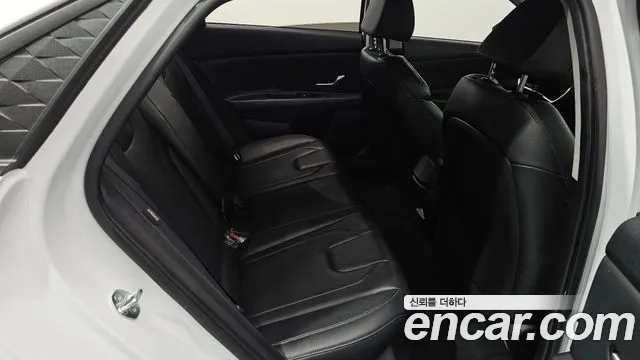 Hyundai Avante 2023 thumb 10