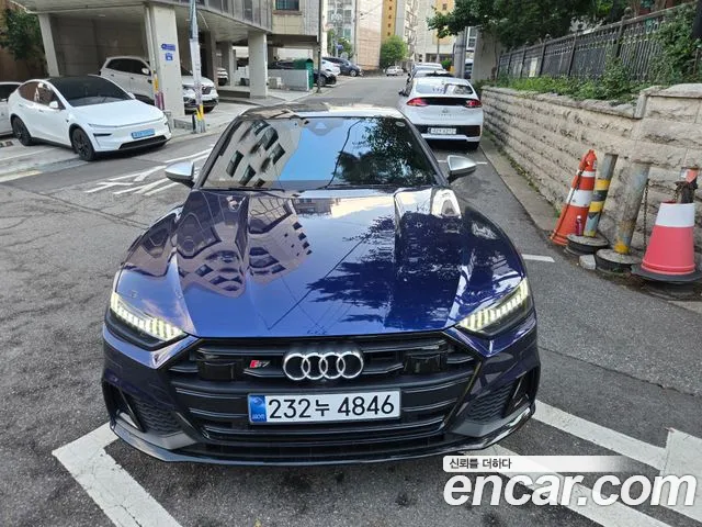 Audi S7 2021 thumb 3