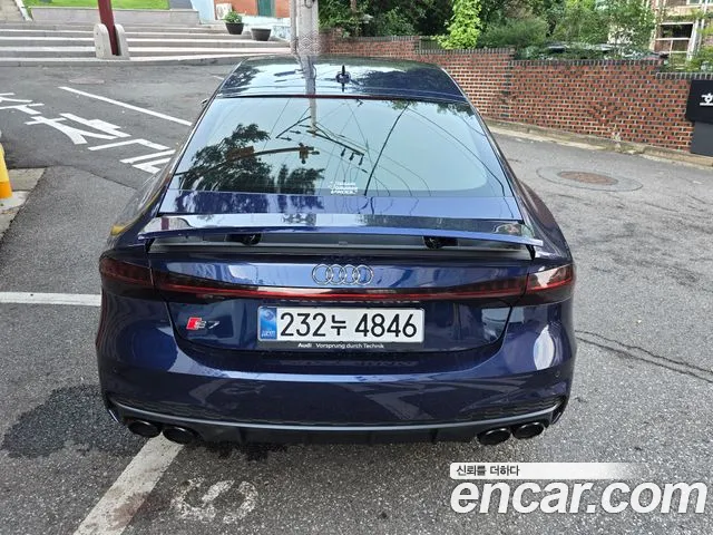 Audi S7 2021 thumb 4