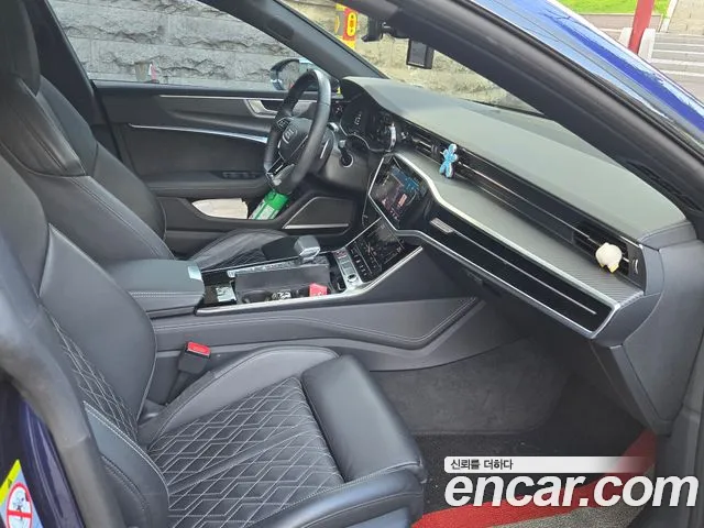 Audi S7 2021 thumb 10
