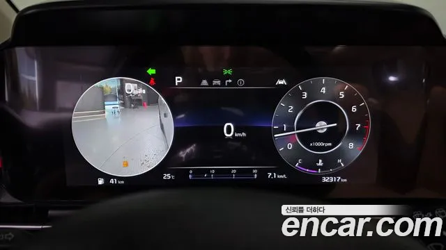 Kia Carnival 2021 thumb 8