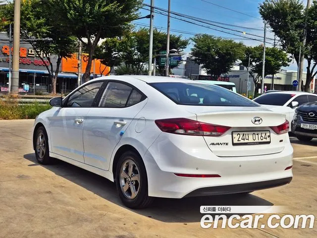 Hyundai Avante 2016 thumb 3