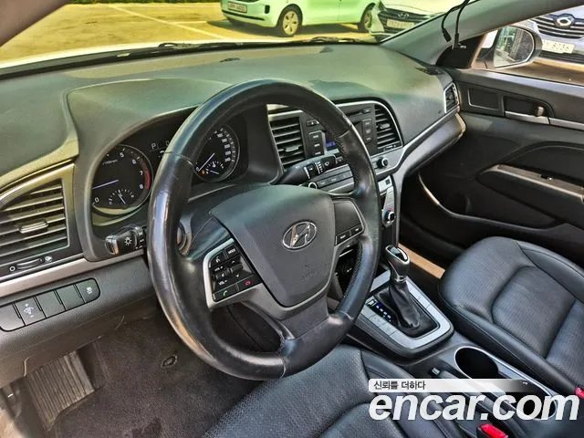 Hyundai Avante 2016 thumb 9