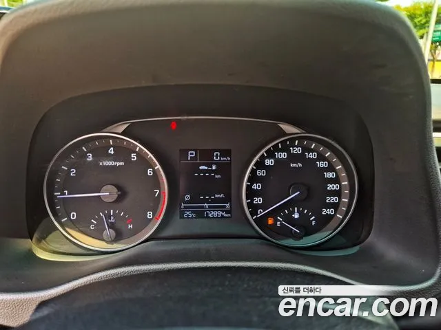 Hyundai Avante 2016 thumb 10