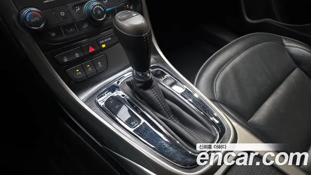 ChevroletGMDaewoo Malibu 2012 thumb 9