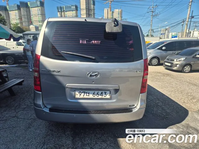 Hyundai Starex 2011 thumb 3