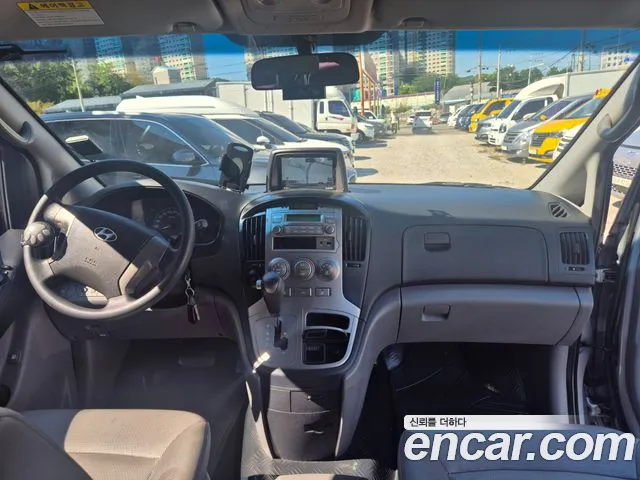 Hyundai Starex 2011 thumb 8