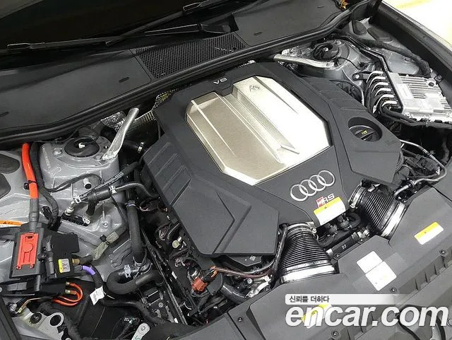 Audi RS6 2025 thumb 8