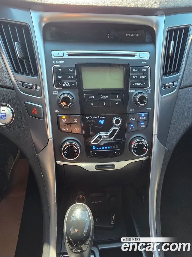 Hyundai Sonata 2012 thumb 12