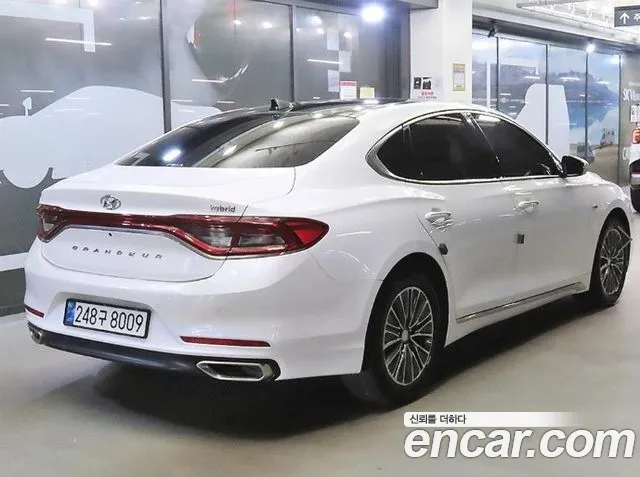 Hyundai Grandeur 2017 thumb 5
