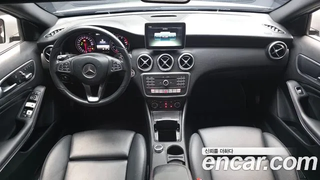 Mercedes-Benz A-Класс 2016 thumb 7