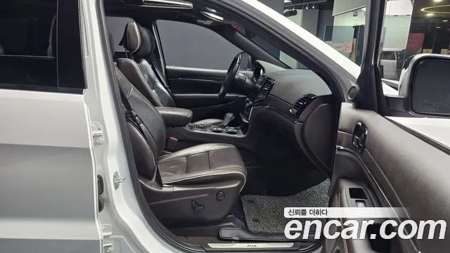 Jeep Cherokee 2019 thumb 11
