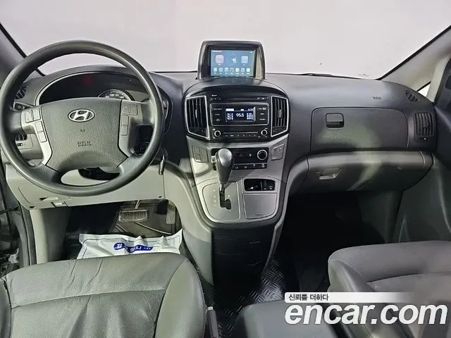 Hyundai Starex 2015 thumb 5