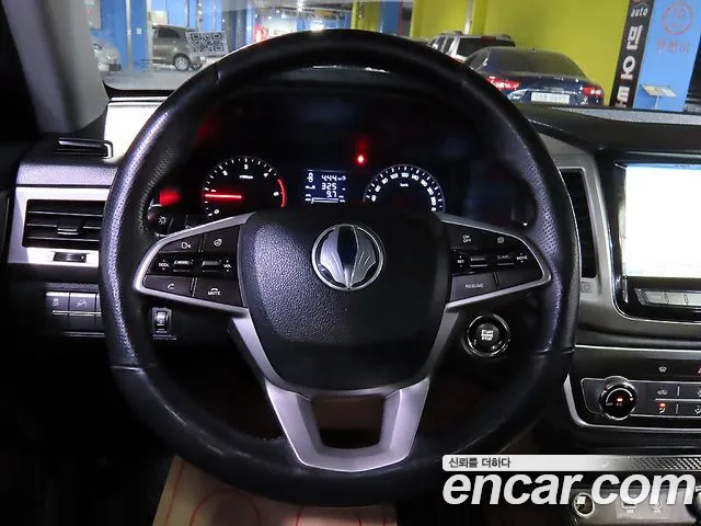 KG_Mobility_Ssangyong Rexton 2018 thumb 10