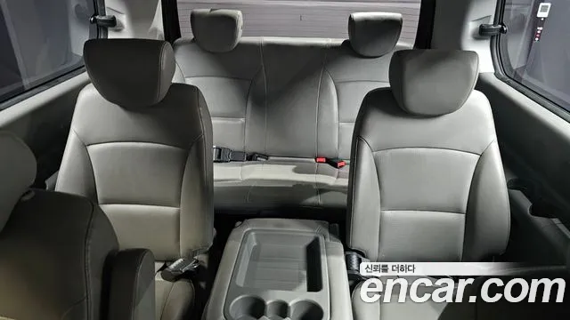 Hyundai Starex 2019 thumb 10
