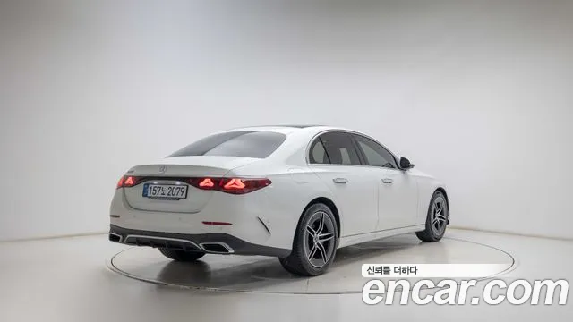 Mercedes-Benz E-Класс 2026 thumb 2