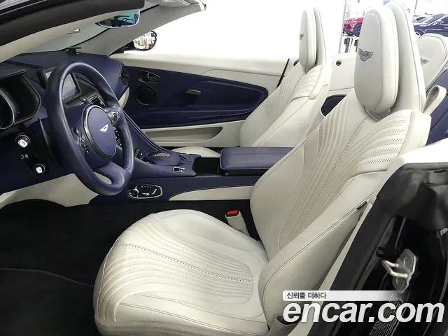 Astonmartin DB11 2022 thumb 5