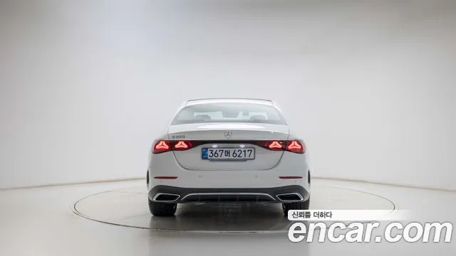 Mercedes-Benz E-Класс 2026 thumb 4