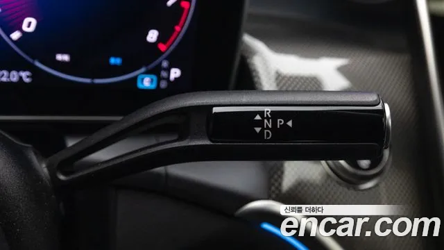 Mercedes-Benz GLC 2025 thumb 9