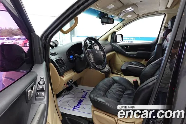 Hyundai Starex 2011 thumb 10