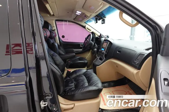 Hyundai Starex 2011 thumb 11