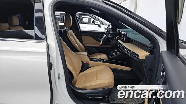Lincoln Corsair 2022 thumb 11