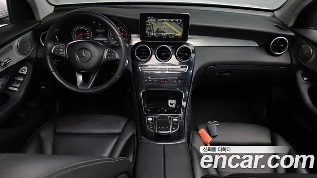 Mercedes-Benz GLC 2018 thumb 6