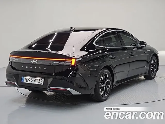 Hyundai Sonata 2023 thumb 2