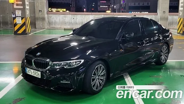 BMW 3-Series 2021 thumb 6