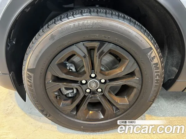 Land Rover Discovery Sport 2022 thumb 5