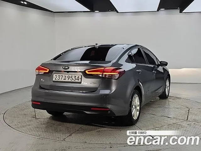 Kia K3 2016 thumb 2