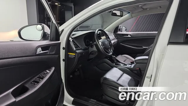 Hyundai Tucson 2017 thumb 10