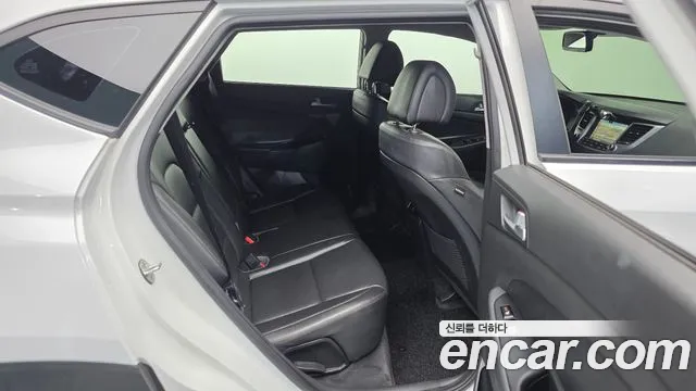 Hyundai Tucson 2017 thumb 12