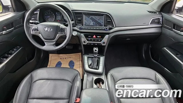 Hyundai Avante 2017 thumb 7