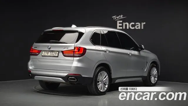 BMW X5 2016 thumb 2