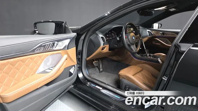 BMW M8 2024 thumb 10