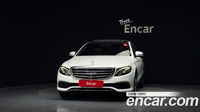 Mercedes-Benz E-Класс 2017 thumb 3