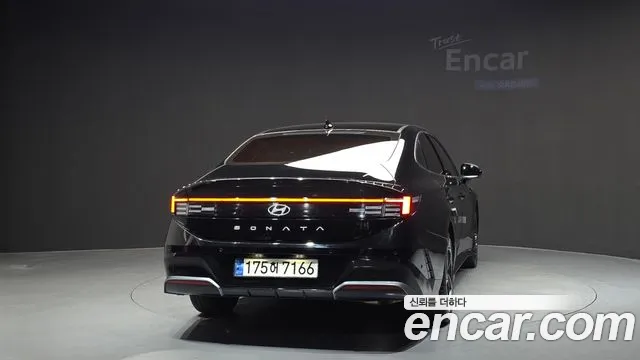 Hyundai Sonata 2023 thumb 4