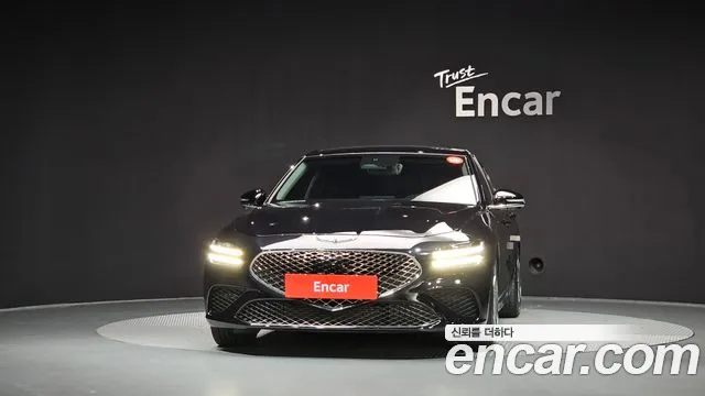 Genesis G70 2022 thumb 3
