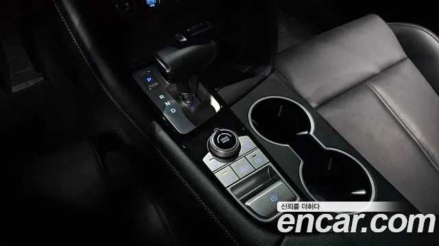 Genesis G70 2022 thumb 9