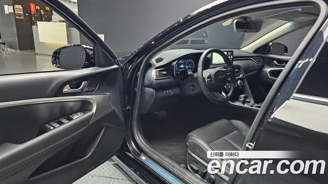 Genesis G70 2022 thumb 10
