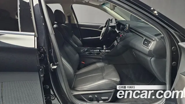 Genesis G70 2022 thumb 11