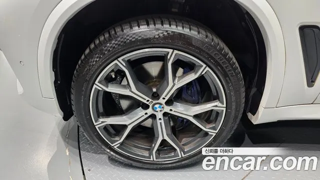 BMW X5 2022 thumb 4