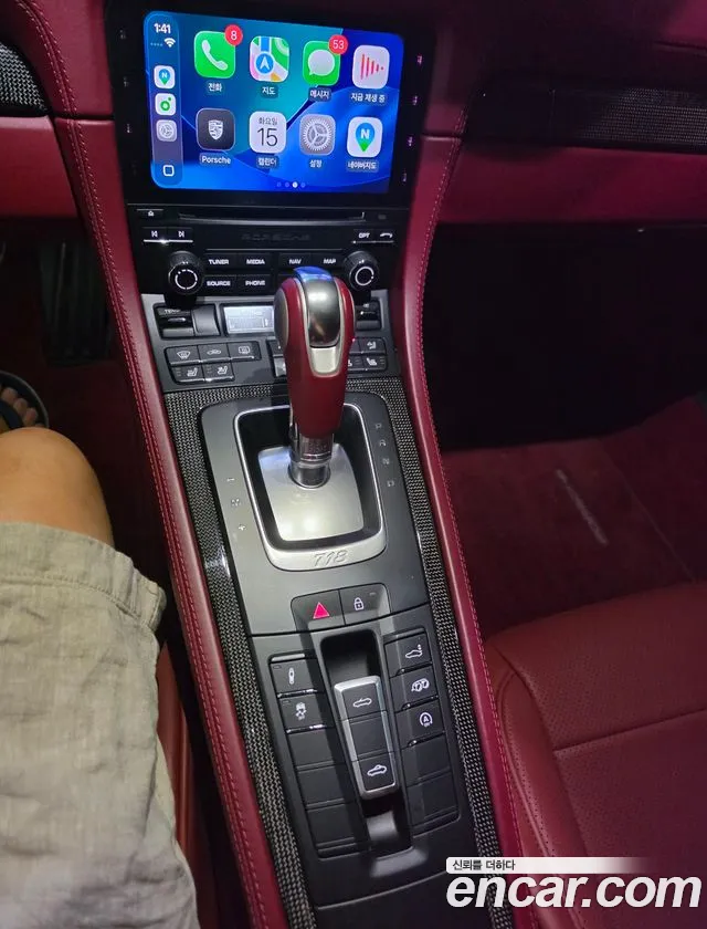 Porsche Cayman 2019 thumb 9