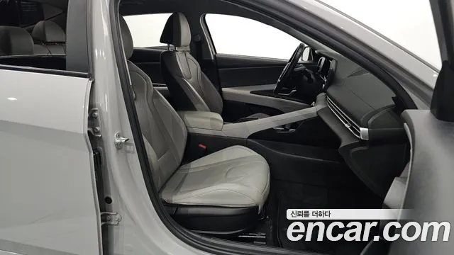 Hyundai Avante 2020 thumb 9