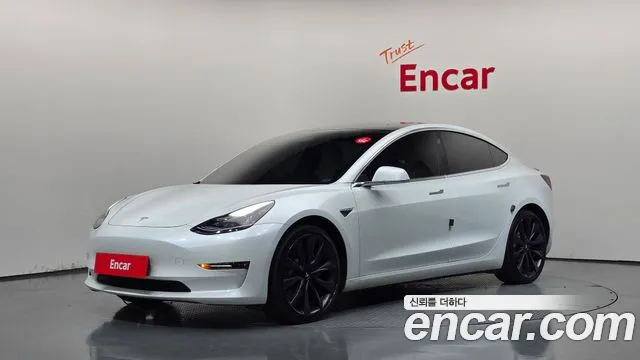 Tesla Model 3 2020 thumb 11