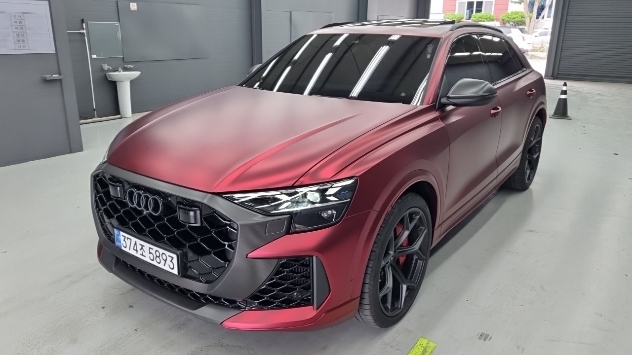 Audi RSQ8 2025 thumb 12