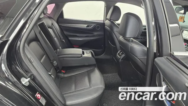 Hyundai Grandeur 2018 thumb 11