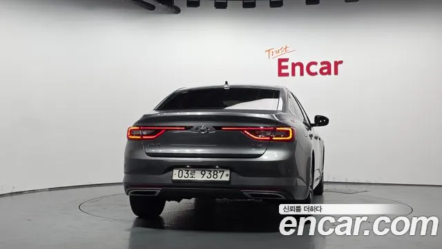 Renault-KoreaSamsung Megane 2017 thumb 4